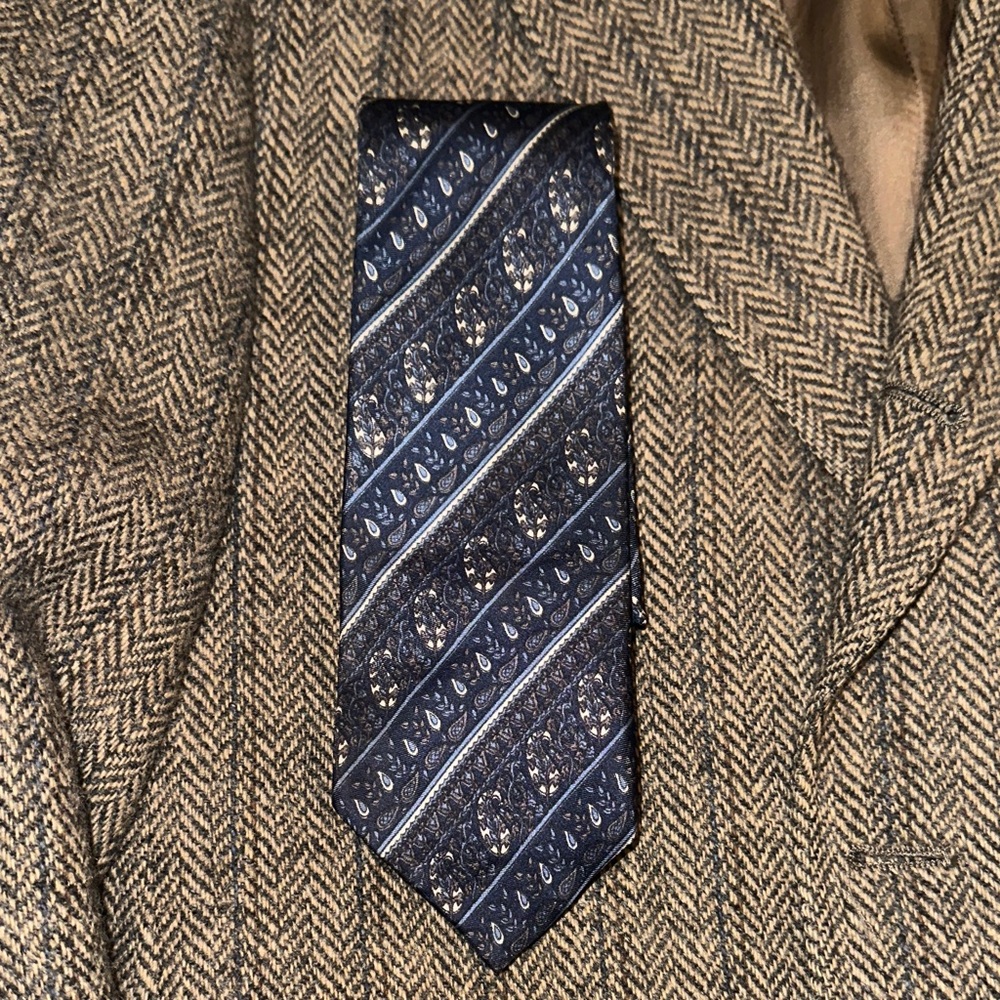 Authentic Christian Dior Navy Blue Paisley Tie